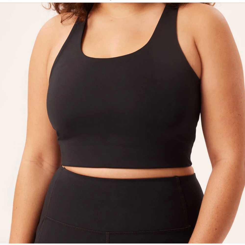 Girlfriend sports bra